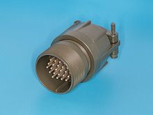 Разъём Amphenol серии MS, 24 контакта, вилка на кабель, тип 24, наружная резьба MS3101E-24-28P